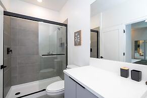 Doppio Westside Escape Themed Fun Relaxation