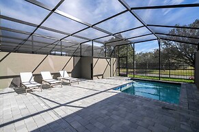 Stylish Getaway 15 Min From Disney Parks