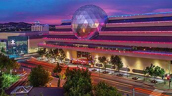 Vibrant Boho Family Home 3 Bed Pet Friendly UNR