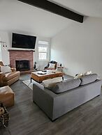Cozy Family Haven in Sparks - Pet Friendly - Fenced Yard