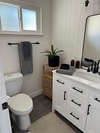 Cozy Family Haven in Sparks - Pet Friendly - Fenced Yard