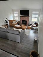 Cozy Family Haven in Sparks - Pet Friendly - Fenced Yard