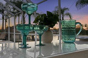 Luxe Waterfront Hideaway w Pool & Pirate Ship Dock