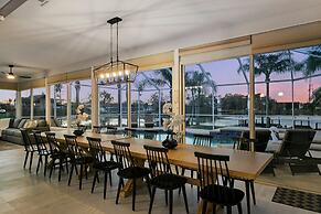 Luxe Waterfront Hideaway w Pool & Pirate Ship Dock