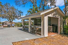 Luxe Waterfront Hideaway w Pool & Pirate Ship Dock
