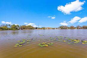 Luxe Waterfront Hideaway w Pool & Pirate Ship Dock