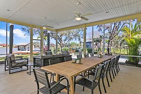 Luxe Waterfront Hideaway w Pool & Pirate Ship Dock