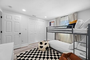 The Perfect Family Retreat w Pool and Games