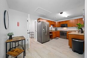 The Perfect Family Retreat w Pool and Games