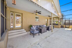 The Perfect Family Retreat w Pool and Games