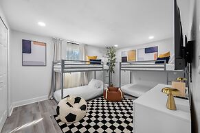 The Perfect Family Retreat w Pool and Games