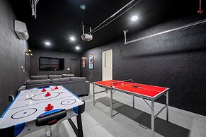 The Perfect Family Retreat w Pool and Games