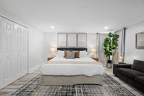 The Perfect Family Retreat w Pool and Games