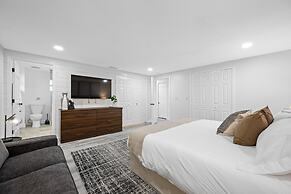 The Perfect Family Retreat w Pool and Games