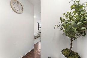 Bay Ridge ApartHotel