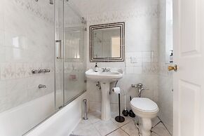 Bay Ridge ApartHotel