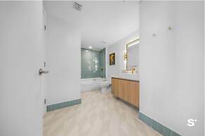 Cityscape Retreat Stylish 1BR