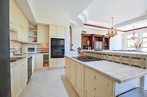 CR Luxury Bella Vista 7A 3 Bdrm