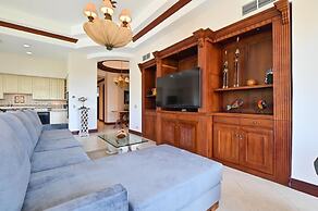 CR Luxury Bella Vista 7A 3 Bdrm