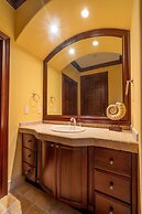 CR Luxury Bella Vista 7A 3 Bdrm