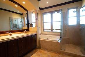 CR Luxury Bella Vista 7A 3 Bdrm