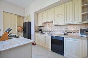 CR Luxury Bella Vista 7A 3 Bdrm