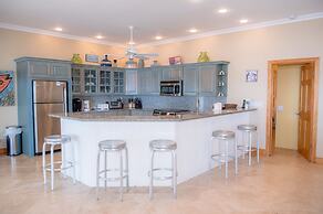 Island Palm Estate in Islamorada