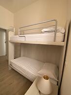 Three-room Apartment Sleeps 5 IN THE NEW Town Area-rif Iaco
