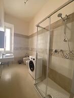 Three-room Apartment Sleeps 5 IN THE NEW Town Area-rif Iaco