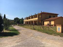 Two-room Apartment Sleeps 4 IN THE Countryside-rif Deste