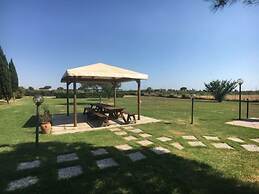 Two-room Apartment Sleeps 4 IN THE Countryside-rif Deste