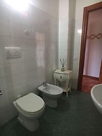 Two-room Apartment Sleeps 4 IN THE Countryside-rif Deste