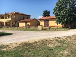 Two-room Apartment Sleeps 4 IN THE Countryside-rif Deste