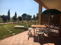 Two-room Apartment Sleeps 4 IN THE Countryside-rif Deste