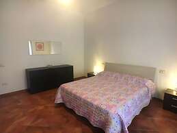 Two-room Apartment Sleeps 4 IN THE Countryside-rif Deste