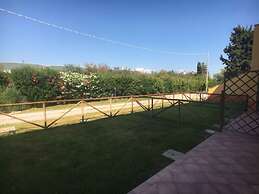 Two-room Apartment Sleeps 4 IN THE Countryside-rif Deste