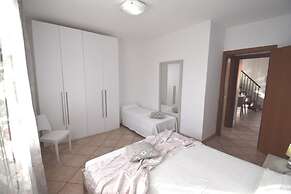 Three-room Apartment 6 Beds Conchiglia Area-rif Storione