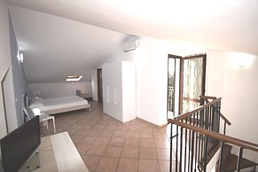 Three-room Apartment 6 Beds Conchiglia Area-rif Storione