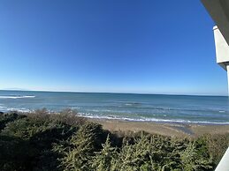 Three-room Apartment Sleeps 5 IN THE Conchiglia-rif Conchiglia