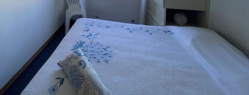 Three-room Apartment Sleeps 5 IN THE Conchiglia-rif Conchiglia