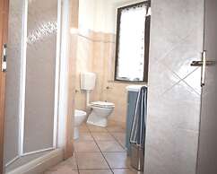 Two-room Apartment Sleeps 5 IN THE Conchiglia Area-rif Caterina