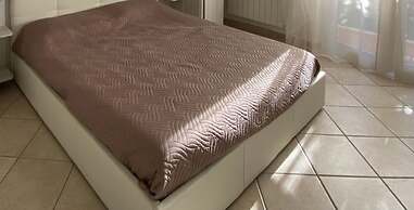 Two-room Apartment Sleeps 5 IN THE Coop Area-rif Agos