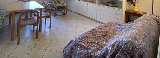 Three-room Apartment 6 Sleeps Acquaviva Area-rif Berna