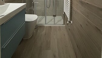 Three-room Apartment 6 Sleeps Acquaviva Area-rif Berna