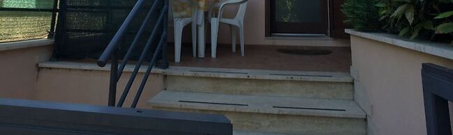 5 Beds in Front of Bagno Paradisino-rif Marche