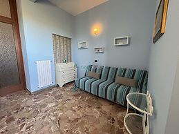 Two-room Apartment Sleeps 4 IN THE SAN Bartolo Area-rif Sabri