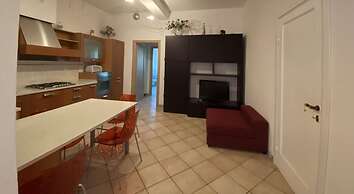 Two-room Apartment Sleeps 4 IN THE Princess Area-rif Ritapt