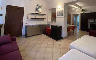 Two-room Apartment Sleeps 4 IN THE Princess Area-rif Ritapt