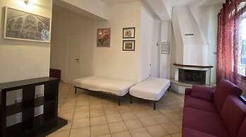 Two-room Apartment Sleeps 4 IN THE Princess Area-rif Ritapt