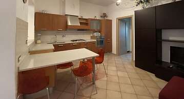Two-room Apartment Sleeps 4 IN THE Princess Area-rif Ritapt